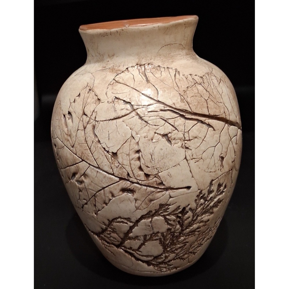 Getty Signed Studio Pottery Vase Incised Leaf Grass Earthy Terracotta 5.5 Inch‎